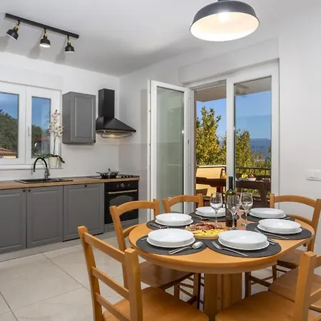 Magriz - Island Krk By Guide 别墅